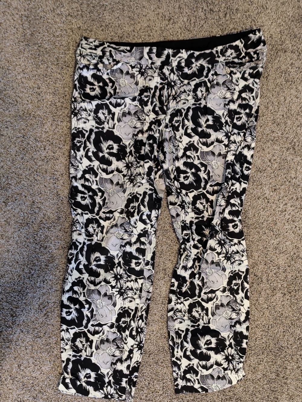 Alfani Black & White Floral Girls' Pull-On Leggings